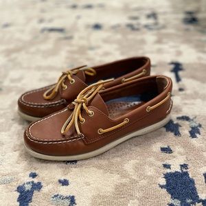Sperry top sider boat shoes